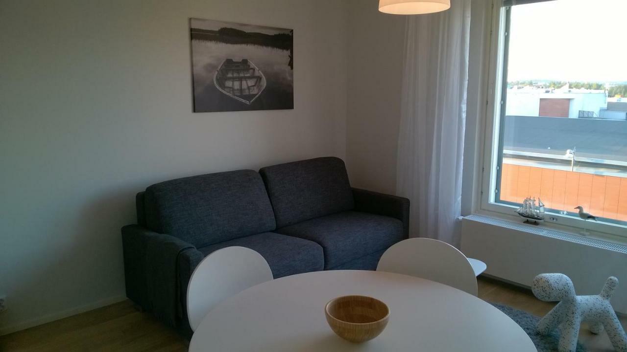 Lutakko Apartment With Free Car Parking ยิวาสคูลา ภายนอก รูปภาพ